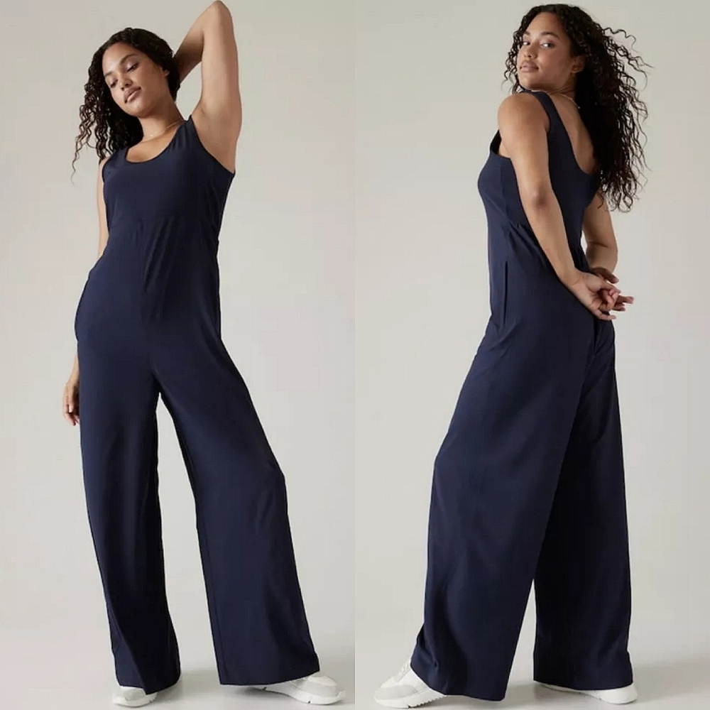 Athleta Passenger Jumpsuit Navy Blue Size L Comfort Travel City Lightweight